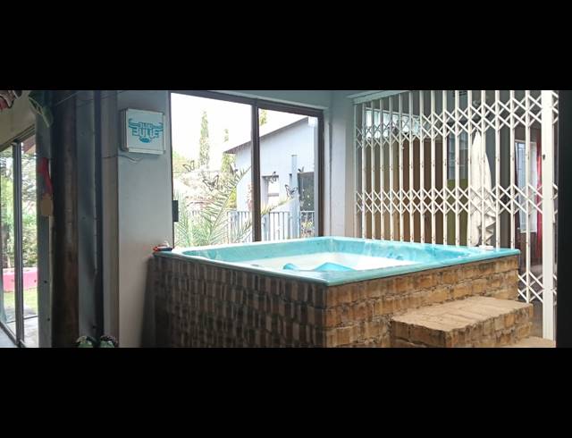 4 BEDROOM HOUSE FOR SALE IN REYNO RIDGE